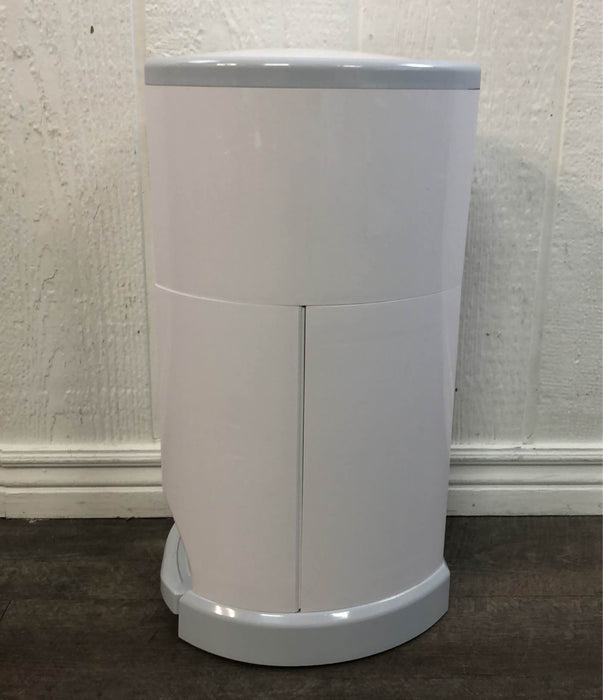 Shop Diaper Dekor Classic Diaper Pail, White at GoodBuy Gear