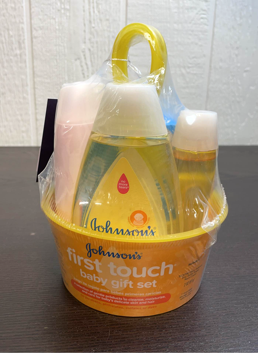 used Johnson’s Baby First Touch Gift Set