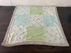 secondhand Blankets & Beyond Fleece Blanket