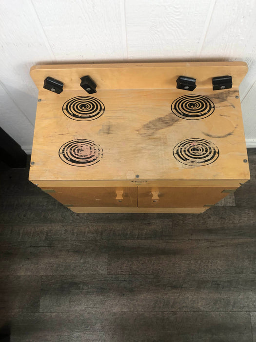 secondhand Artwood Vintage Child’s Kitchen Stove