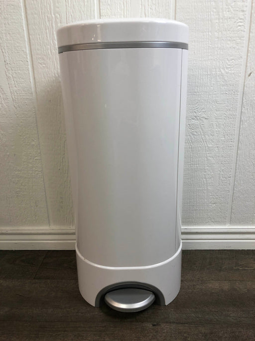 used Munchkin Diaper Pail