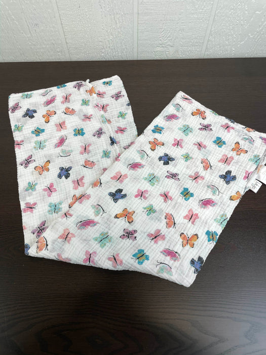 used Lulujo Muslin Swaddle Blanket