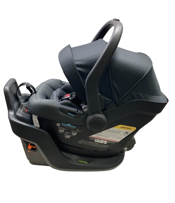 secondhand UPPAbaby MESA MAX Infant Car Seat and Base, 2022, DualTech Jake Black