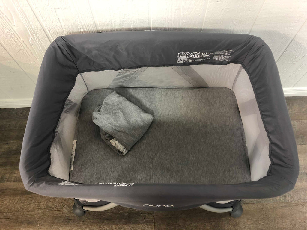 Nuna Sena Mini Travel Cot, With Two Fitted Sheets