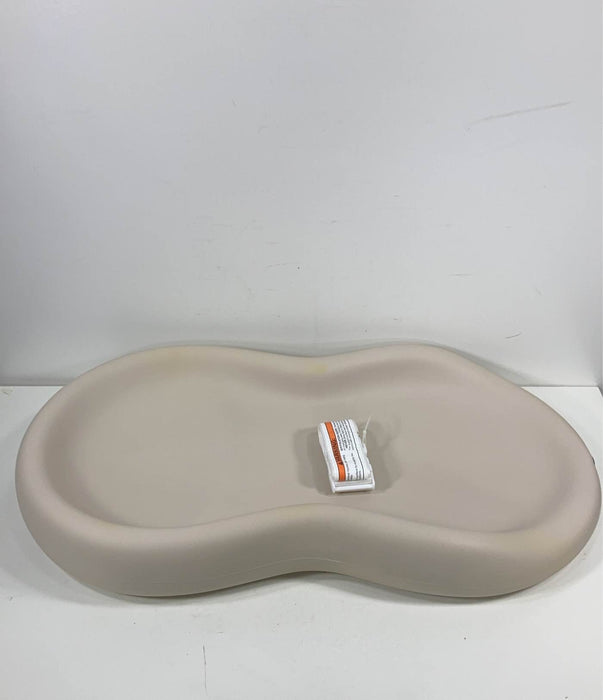 secondhand Keekaroo Peanut Changing Pad, Vanilla