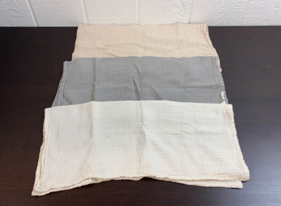 Shop BUNDLE Burp Cloths at GoodBuy Gear