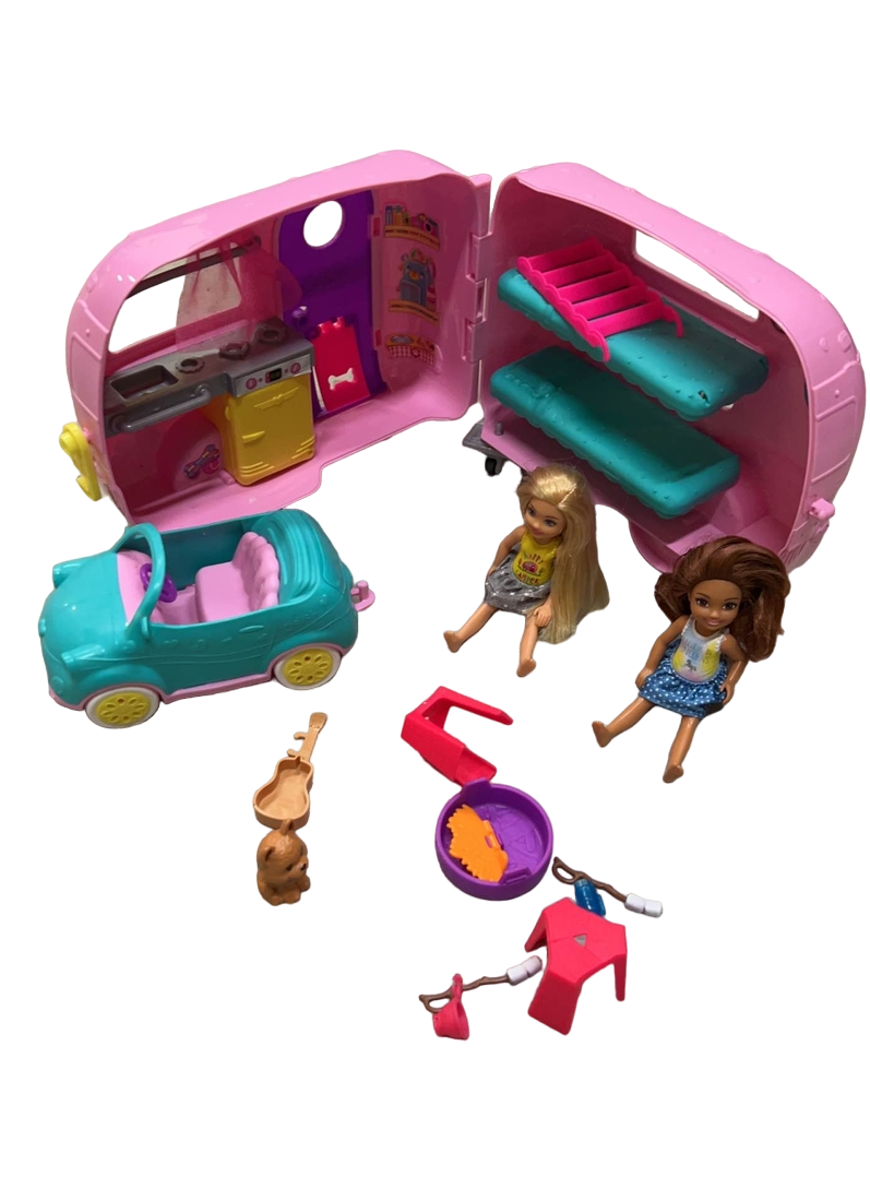 Mattel Barbie Club Chelsea Camper Playset