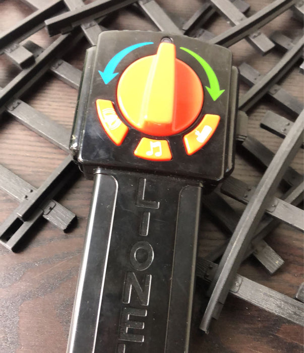 secondhand Lionel Polar Express Battery Operated Model Train Set with Remote Control