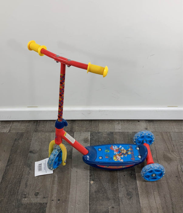 secondhand Bravo Sports 3-Wheel Scooter