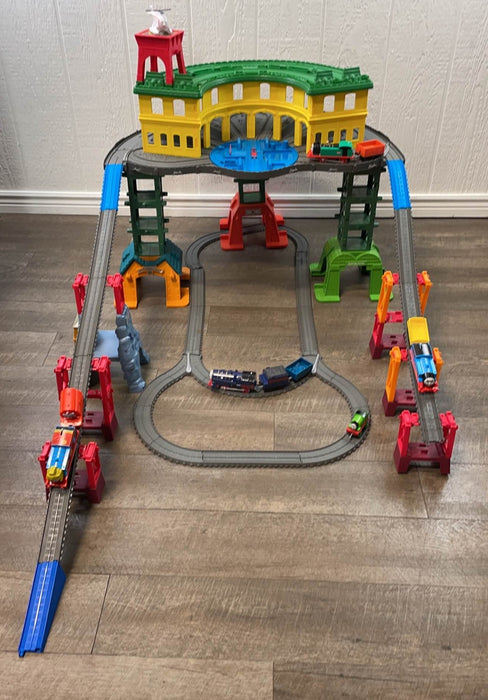 used Thomas & Friends Super Station Trackset