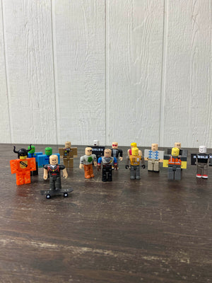 Roblox Gray Action Figures