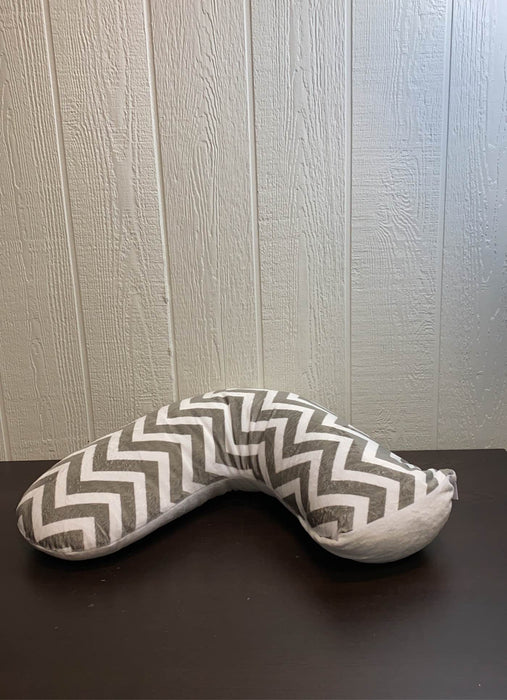 used Luna Lullaby Nursing Pillow