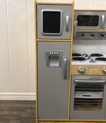 used KidKraft Uptown Elite Play Kitchen