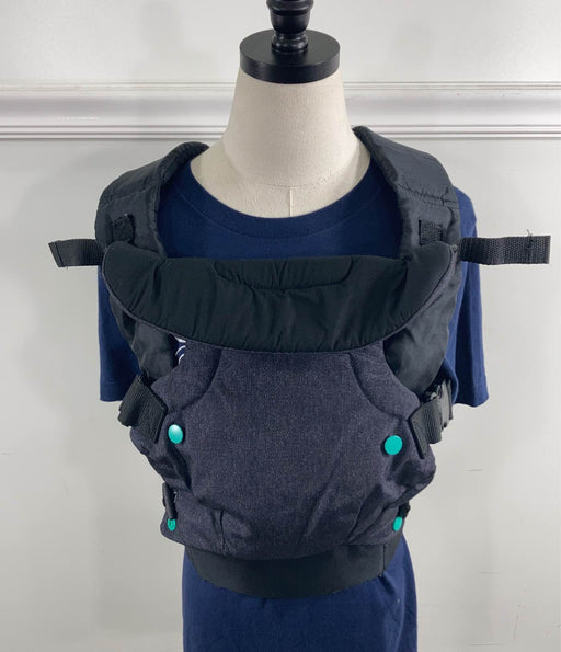 secondhand Infantino Flip 4-in-1 Convertible Carrier