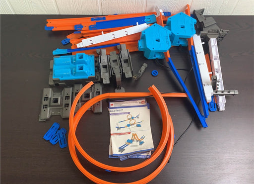 used Hot Wheels Crockscrew Crash Track Set