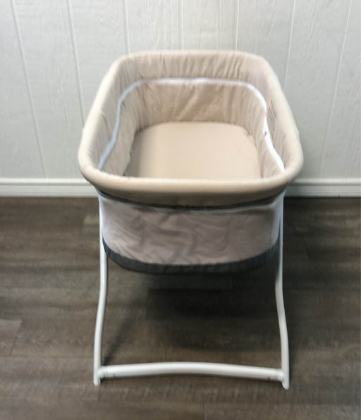 secondhand Baby Joy Rocking Travel Bassinet