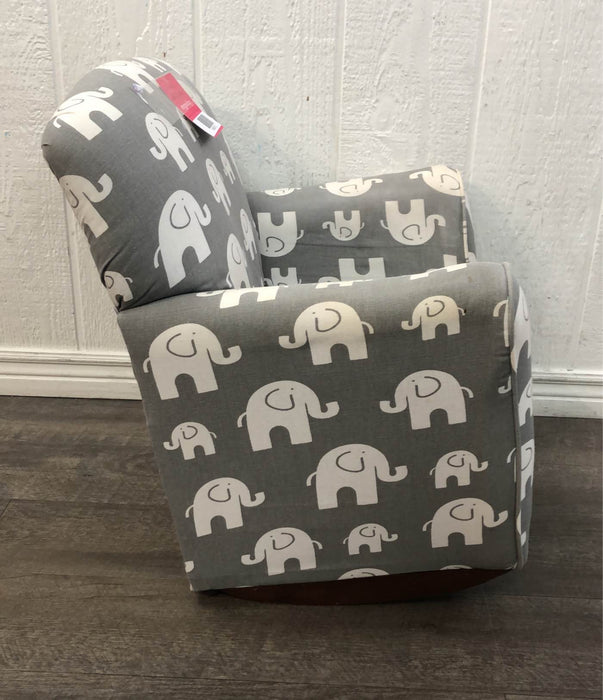 used Chapter 3 Kids Rocking Chair