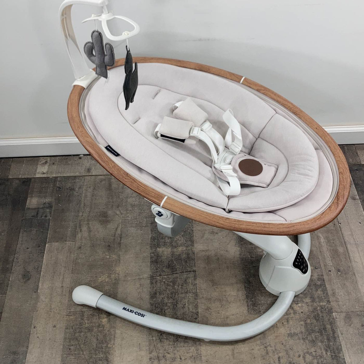 Maxi-Cosi Cassia Swing, 2022, Horizon Sand