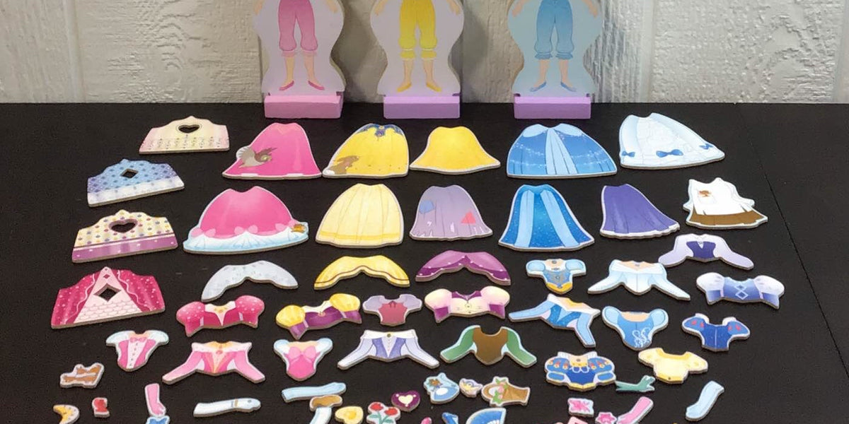 Melissa & Doug Disney Princess Deluxe Wooden Magnetic Dress-Up Set
