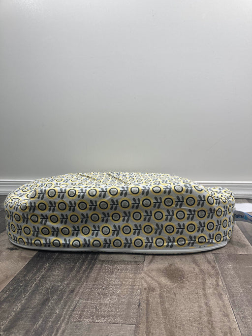 secondhand My Brest Friend Nursing Pillow