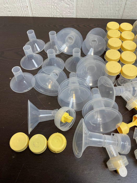 Shop BUNDLE Medela Accessories at GoodBuy Gear