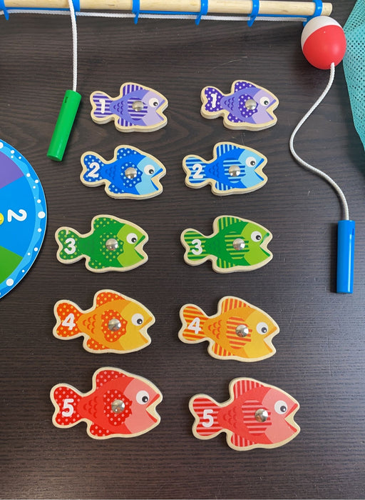secondhand Melissa & Doug Catch & Count Magnetic Fishing Rod Set