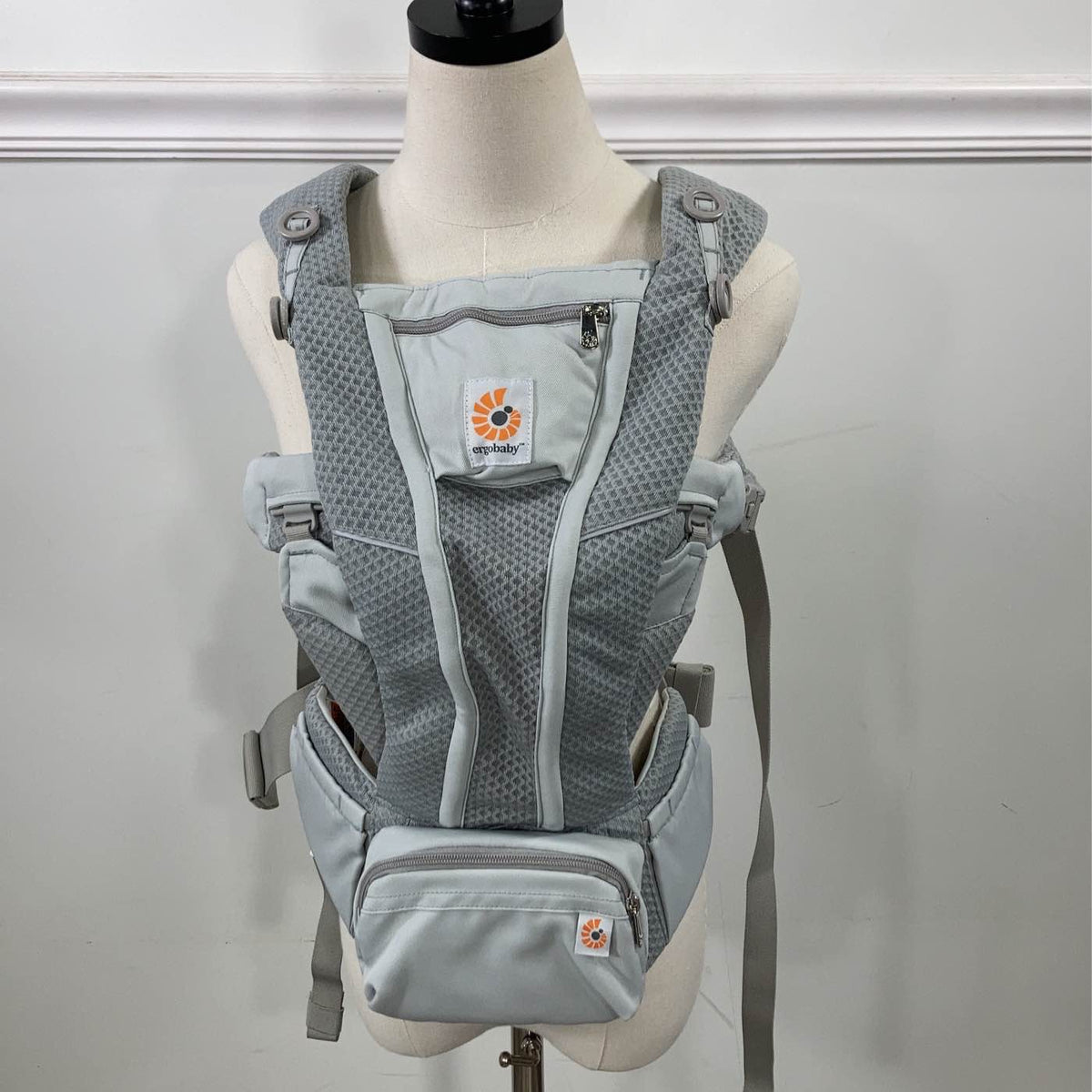 Ergobaby Omni Breeze Baby Carrier, Pearl Grey