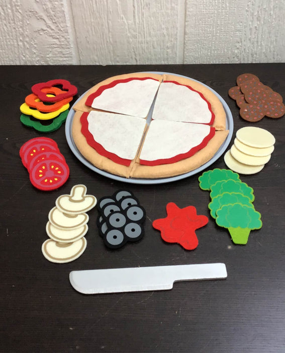 secondhand Melissa & Doug Felt Play Pizza