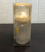 secondhand Medela Medela Calma Breast Milk Feeding Set