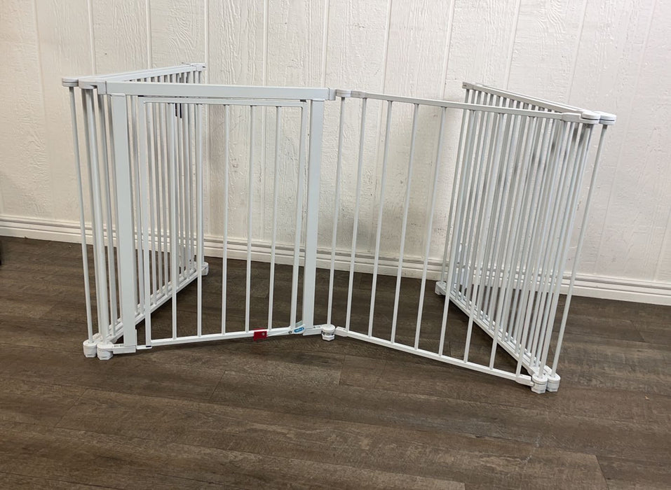 Shop Regalo 4-in-1 Play Yard at GoodBuy Gear