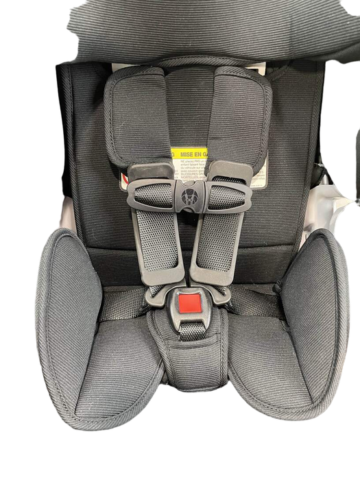 secondhand Britax Boulevard ClickTight Convertible Car Seat, 2022, BLACK CONTOUR