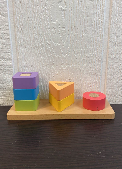 used KiwiCo Peg Puzzle