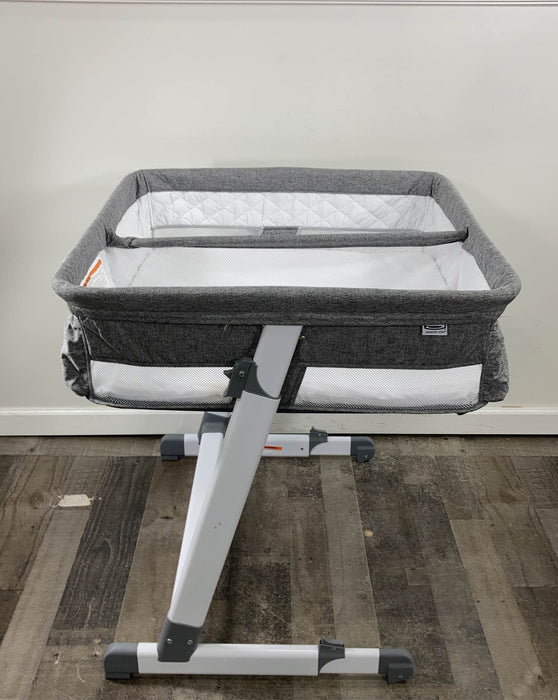 Shop Simmons Kids By The Bed City Sleeper Bassinet For Twins at GoodBuy Gear