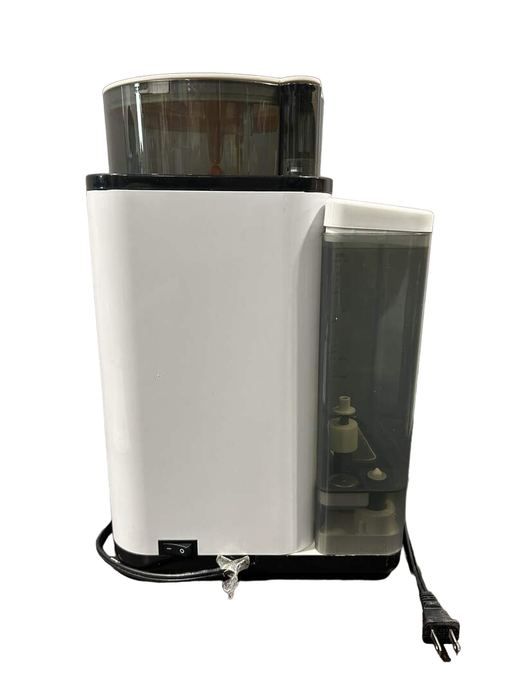 Shop Baby Brezza Formula Pro, White at GoodBuy Gear