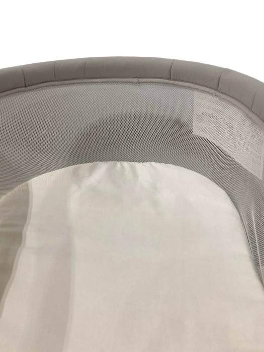 Shop Halo Bassinest Swivel Sleeper 3.0, Grey at GoodBuy Gear