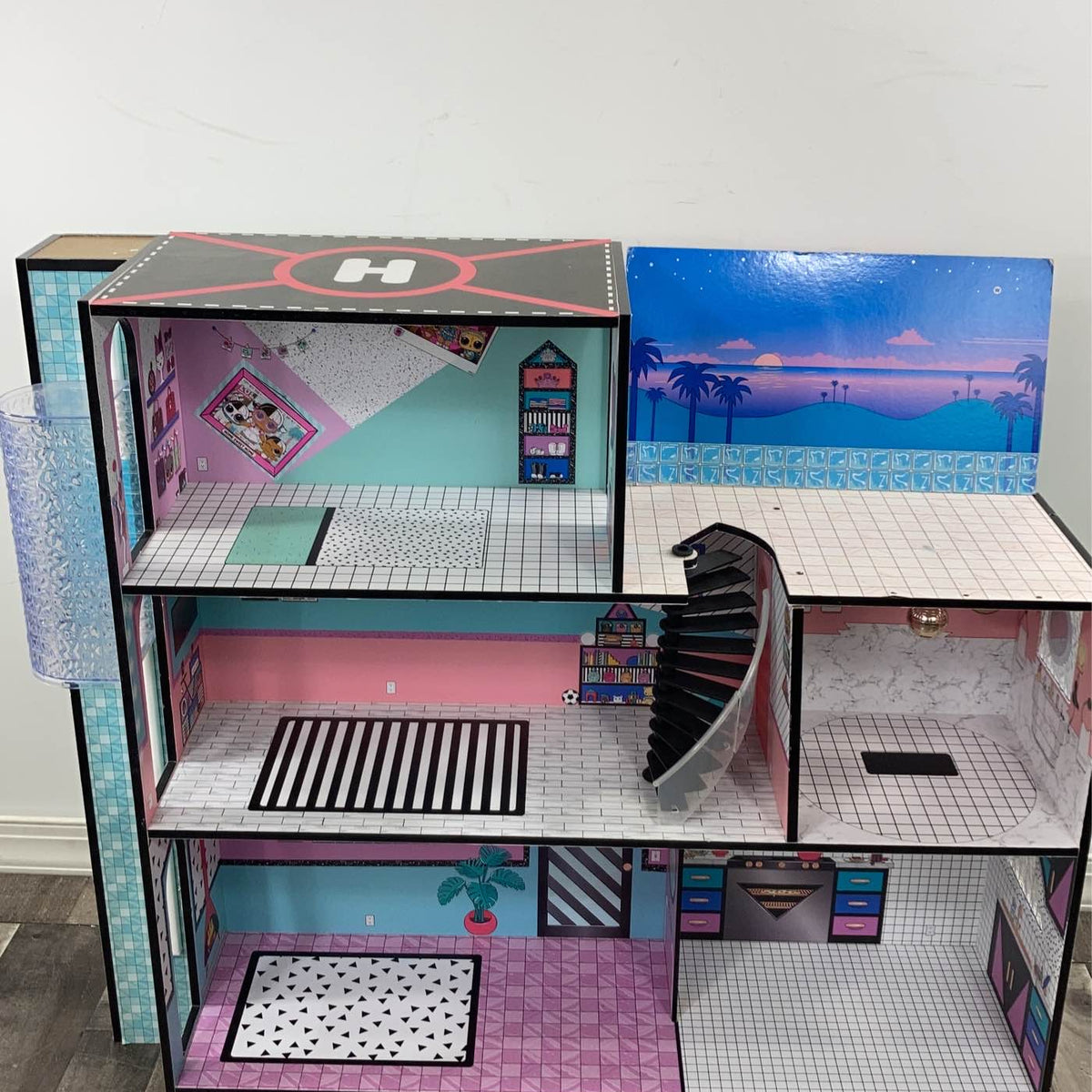 LOL Surprise! House With Accessories1