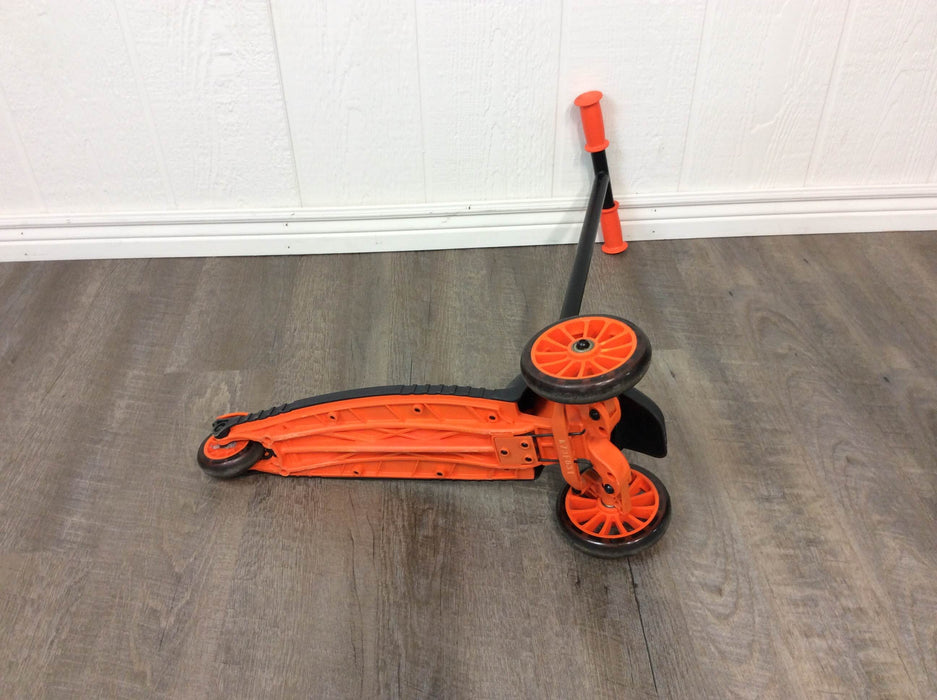 secondhand Little Tikes Learn To Turn Scooter