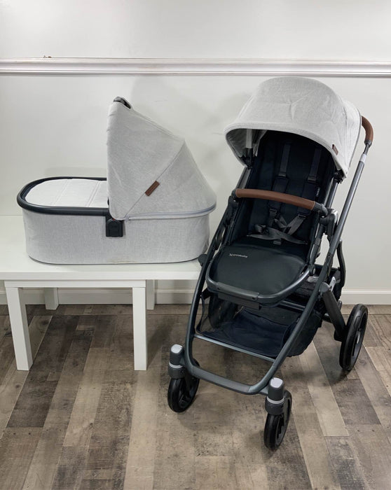 secondhand UPPAbaby VISTA V2 Stroller, 2022, Anthony (White & Grey Chenille)