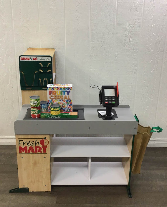 secondhand Melissa & Doug Fresh Mart Grocery Store