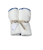 Shop Lalo The Hooded Towel, Blueberry at GoodBuy Gear