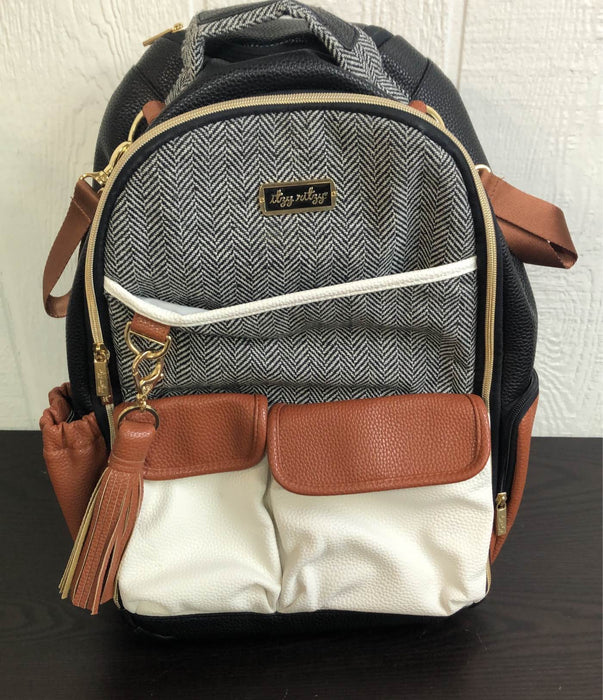 secondhand Itzy Ritzy Boss Backpack Diaper Bag