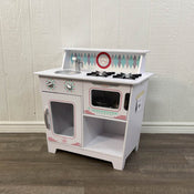 used KidKraft Classic Kitchenette