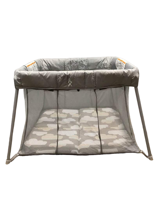 secondhand Skip Hop Play To Night Expanding Travel Crib