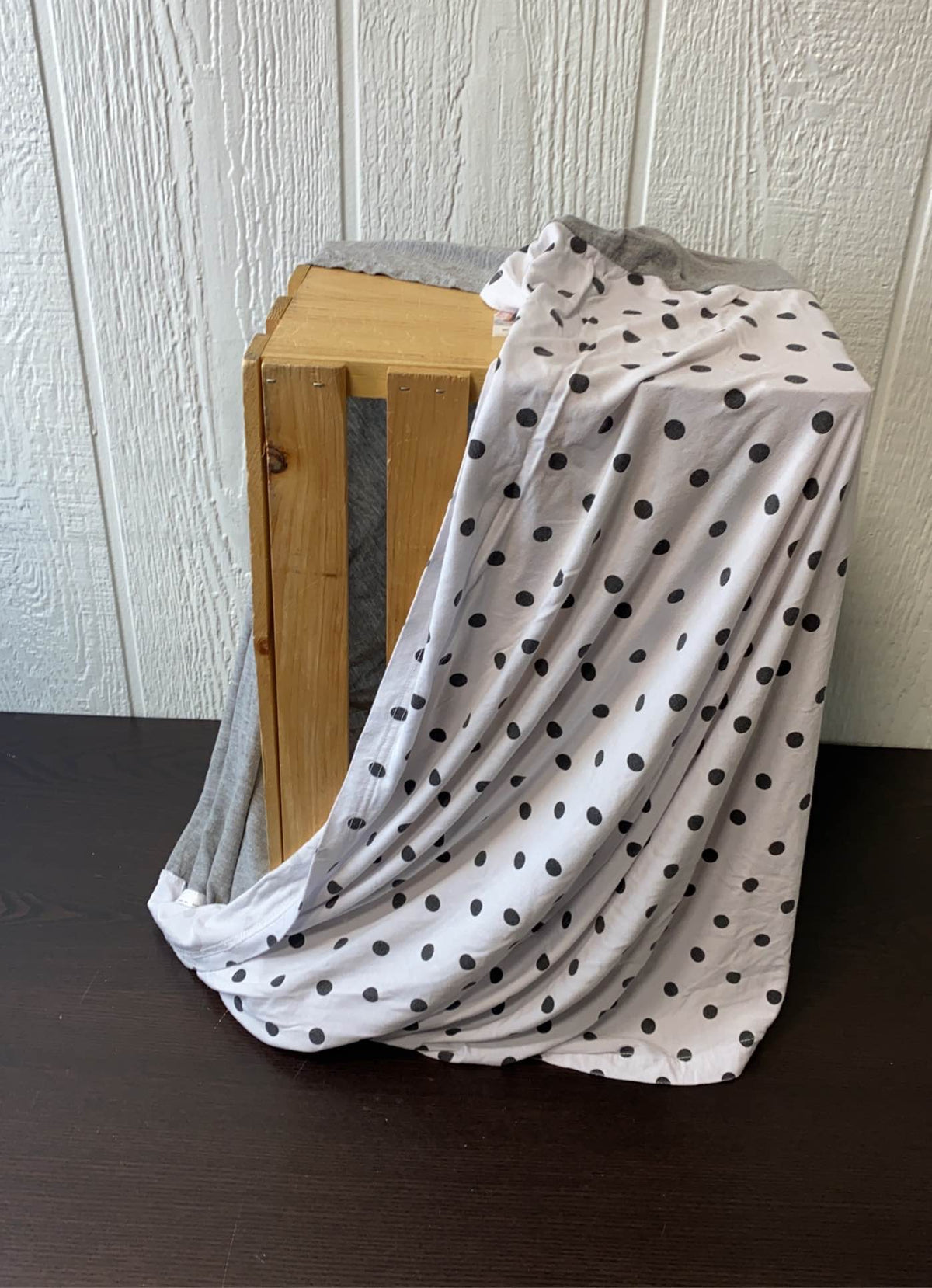 Itzy Ritzy Breastfeeding Scarf — GoodBuy Gear