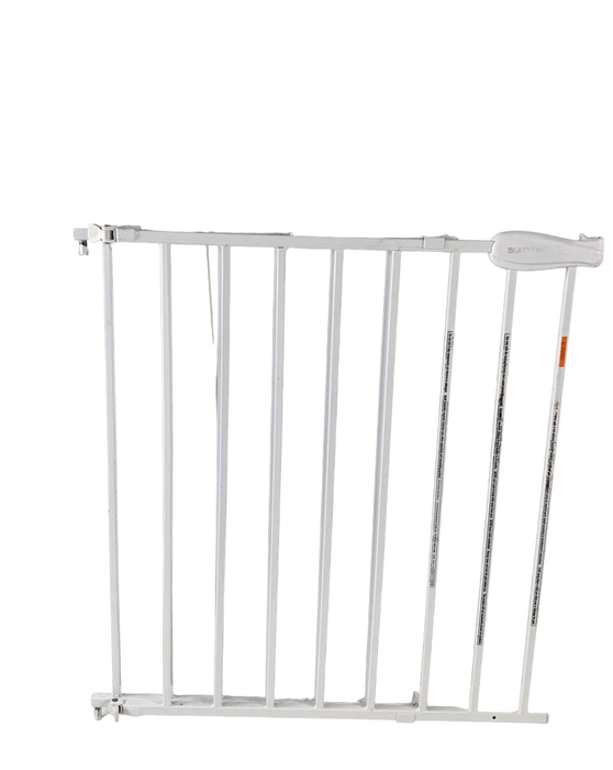 used Summer Infant Top of Stairs Simple to Secure Metal Baby Gate