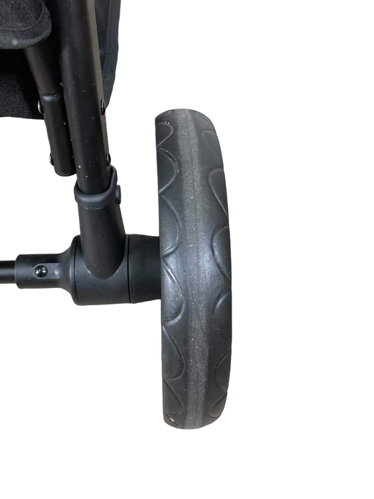 Shop Mompush Wiz Stroller, 2023, Black at GoodBuy Gear
