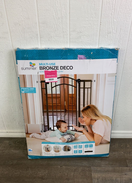 used Summer Infant Multi-Use Deco Walk Through Gate