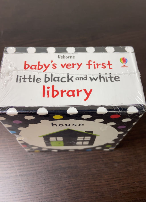 secondhand Baby’s Very Forat Little Black & White Library