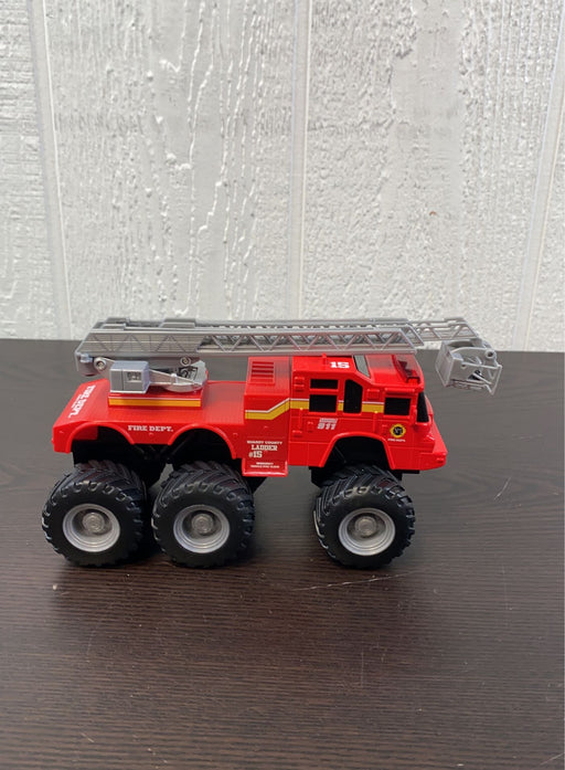 secondhand Maisto Builder Zone Quarry Monsters Fire Truck