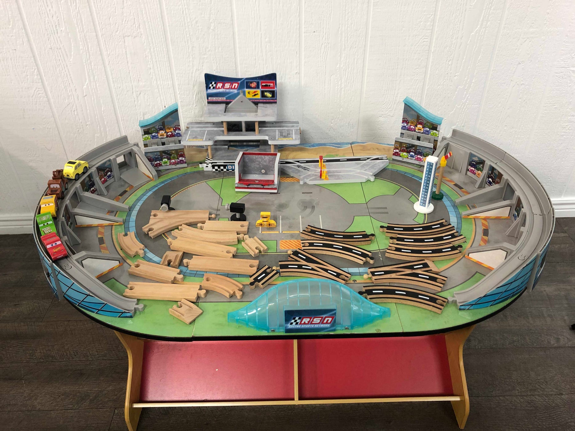 KidKraft Disney Pixar Cars 3 Florida Speedway Train Table Racetrack ...